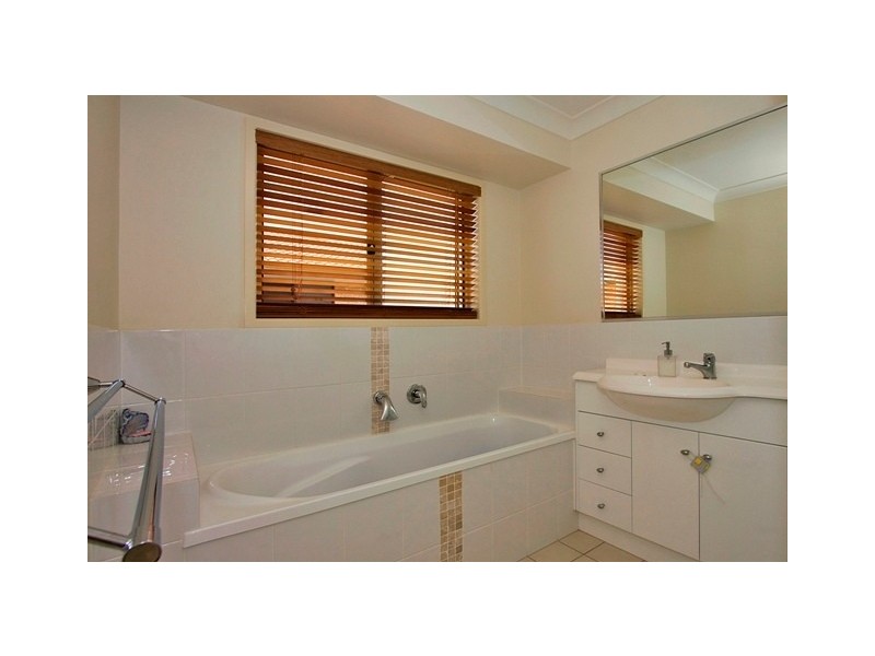 52 Castlefield Drive, Murwillumbah NSW 2484