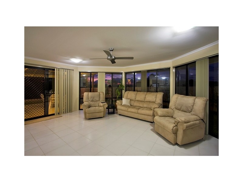 55 Lennox Cct, Pottsville NSW 2489