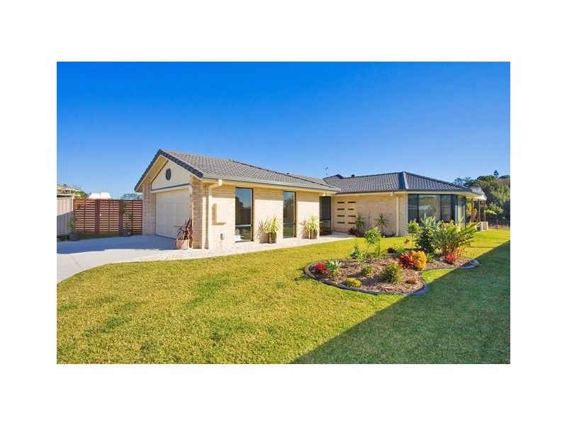 55 Lennox Cct, Pottsville NSW 2489