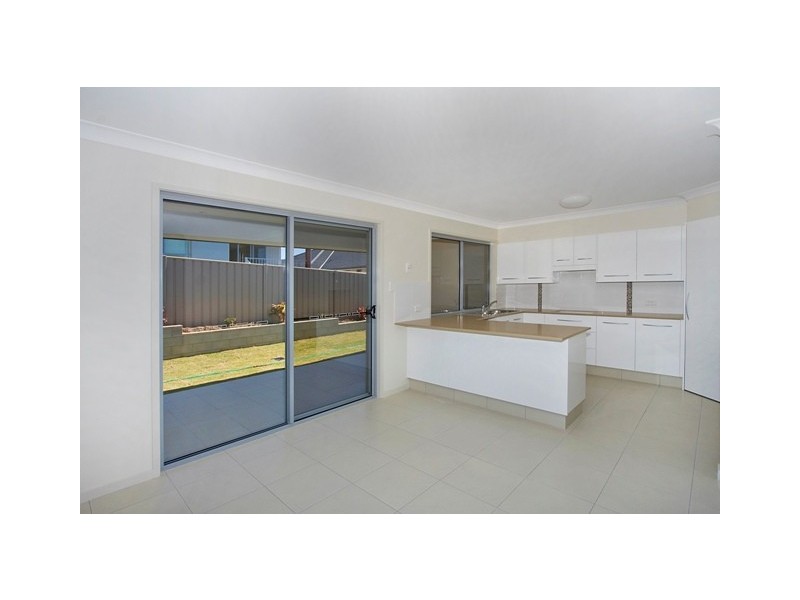 2 / 9 Narooma St, Pottsville NSW 2489