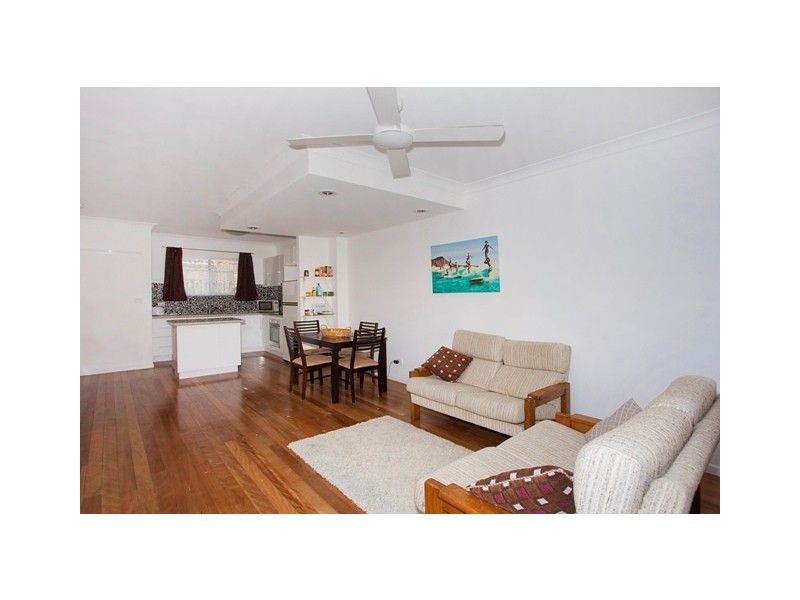 2 / 18 Frances St, Tweed Heads NSW 2485