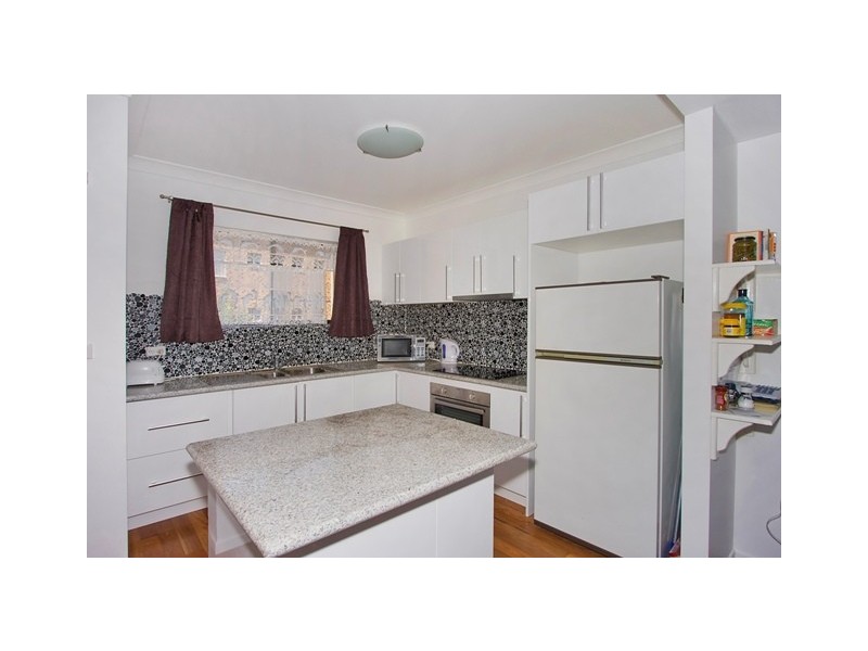 2 / 18 Frances St, Tweed Heads NSW 2485