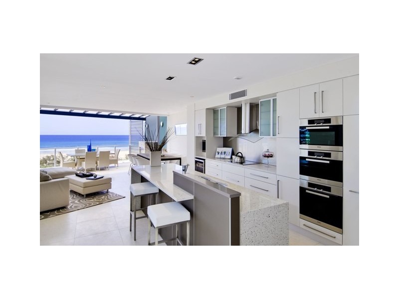 108 Pacific Pde “Kirra Pearl”, Kirra QLD 4225