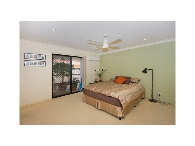 13 Magnolia Cres, Banora Point NSW 2486