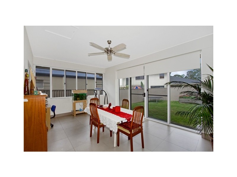 2  Fairmont Crt, Banora Point NSW 2486
