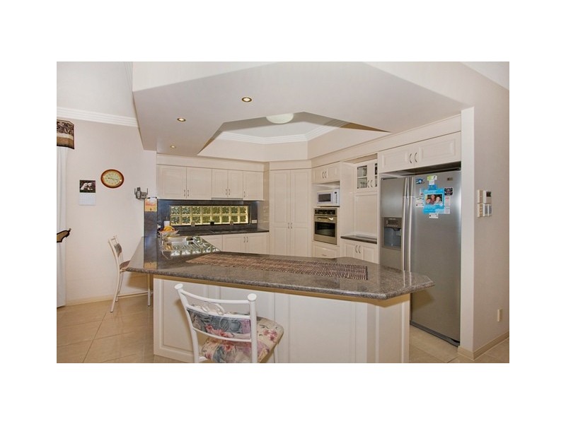 6 Newfarm Pl, Banora Point NSW 2486