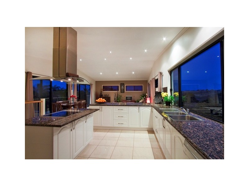 57 Lakeview Tce, Bilambil Heights NSW 2486