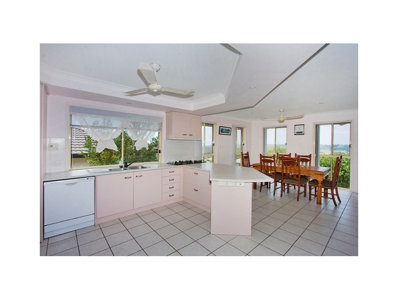 11 Snowgum Dr, Bilambil Heights NSW 2486