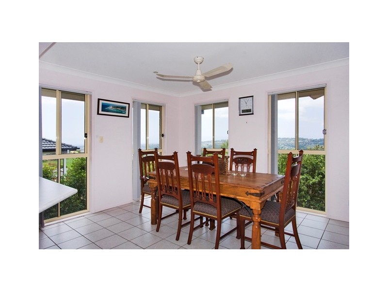 11 Snowgum Dr, Bilambil Heights NSW 2486