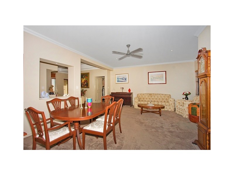 101 Botanical Cct, Banora Point NSW 2486