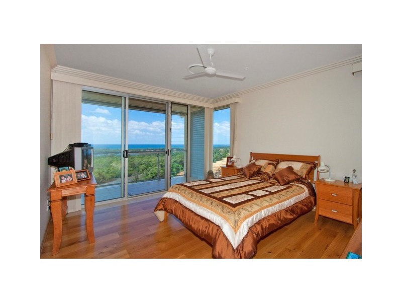 10 Walter Cres, Banora Point NSW 2486