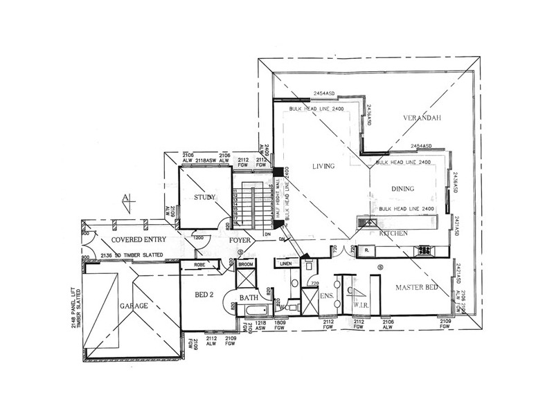 10 Walter Cres, Banora Point NSW 2486 Floorplan
