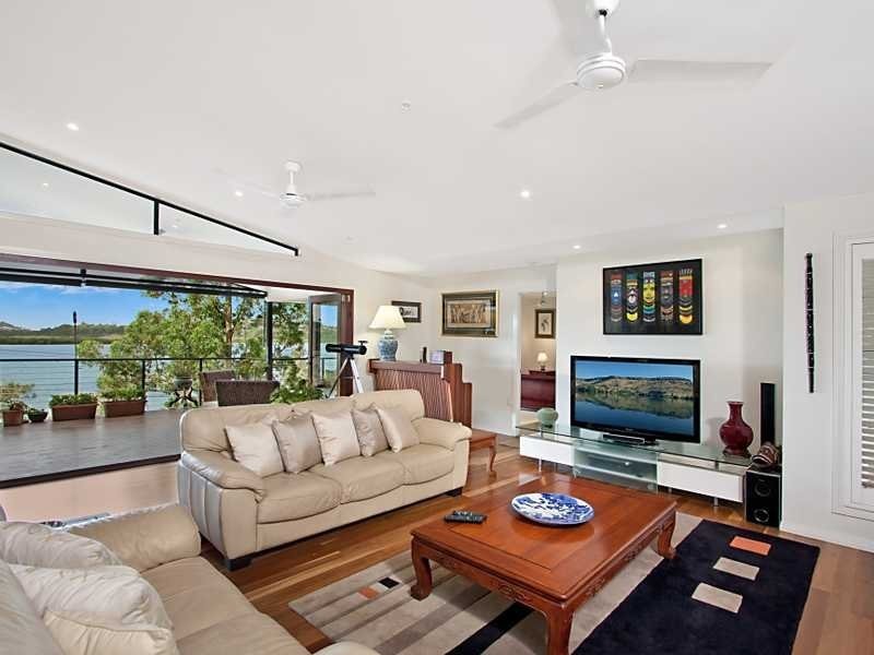 100 Broadwater Esp, Bilambil Heights NSW 2486