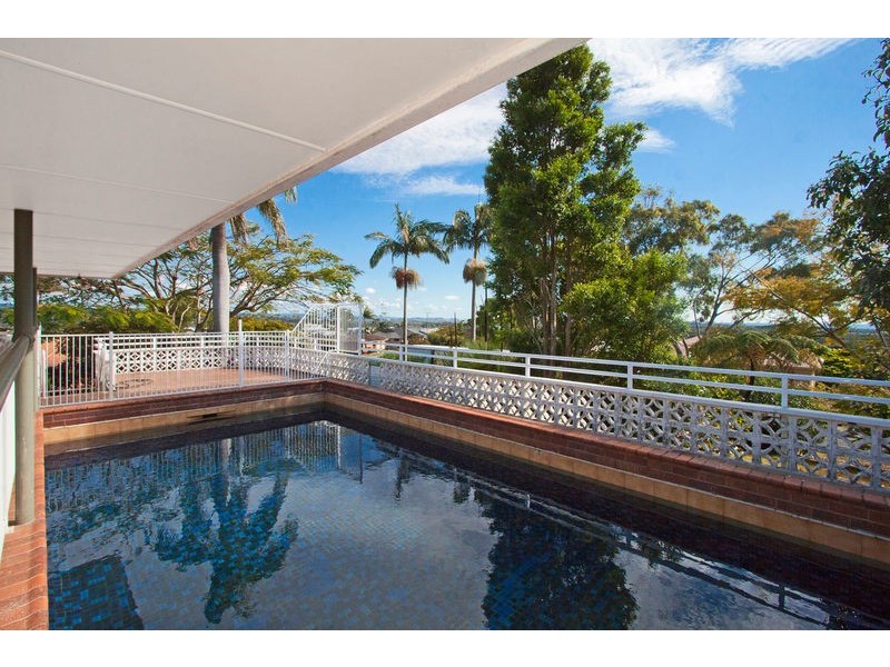 22 Anthony Ave, Banora Point NSW 2486