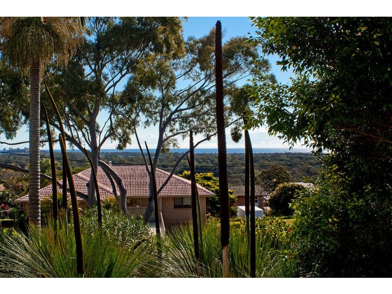 22 Anthony Ave, Banora Point NSW 2486