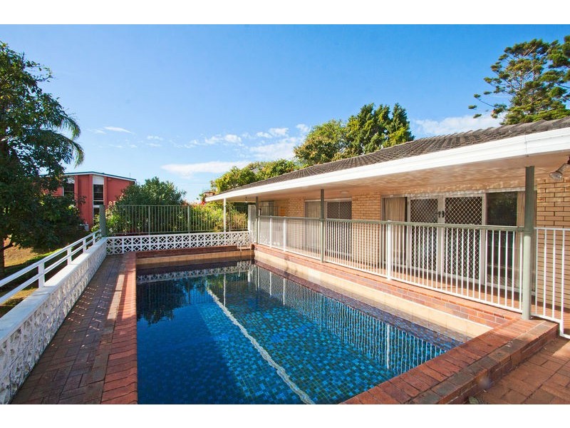 22 Anthony Ave, Banora Point NSW 2486