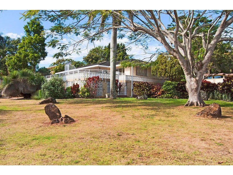 22 Anthony Ave, Banora Point NSW 2486