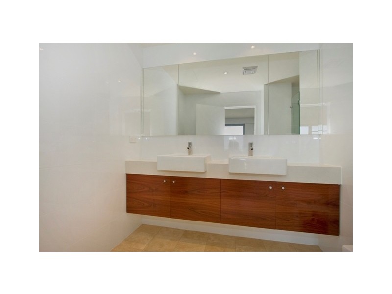 10 / 2-4 Boundary St ‘Point D’, Tweed Heads NSW 2485