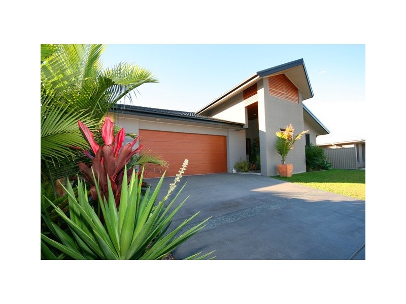 12  Nambucca St, Pottsville NSW 2489