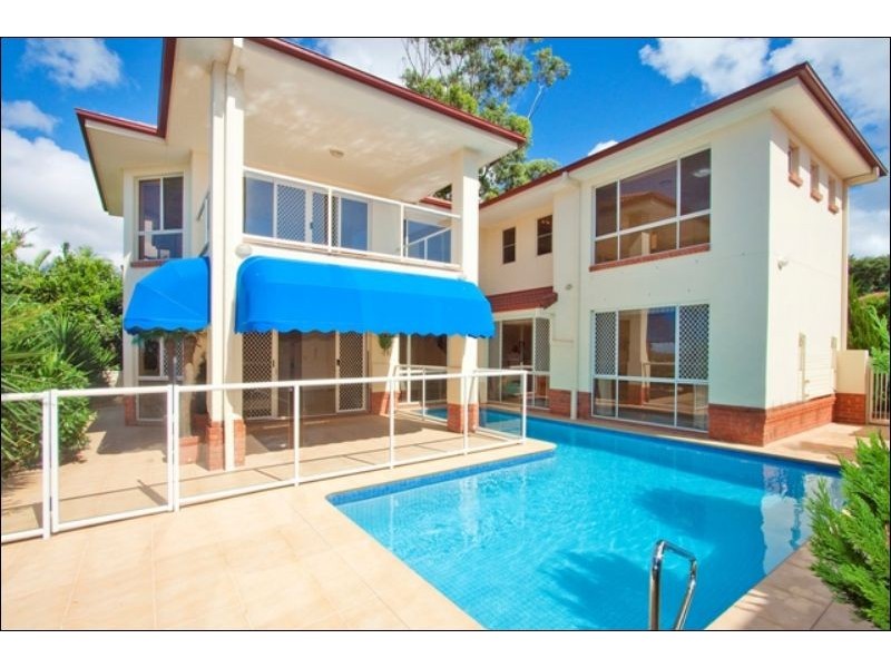 10A Peter St, Banora Point NSW 2486