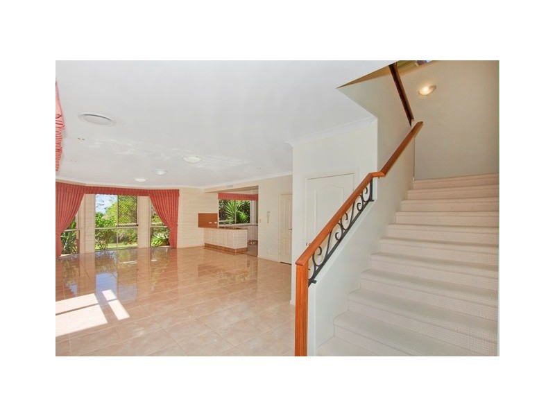 10A Peter St, Banora Point NSW 2486