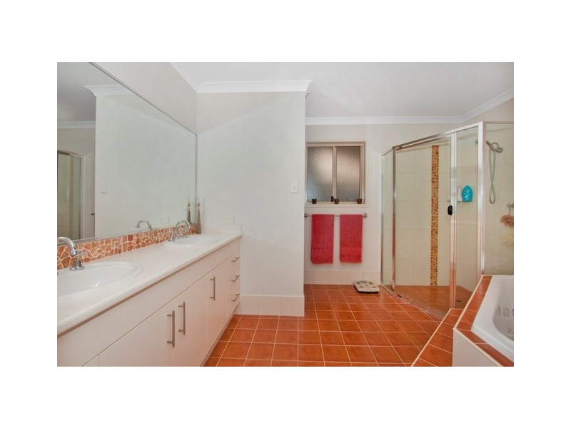 9 Cottonwood Lane, Casuarina NSW 2487