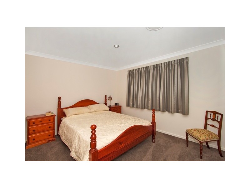 121 Botanical Cct, Banora Point NSW 2486