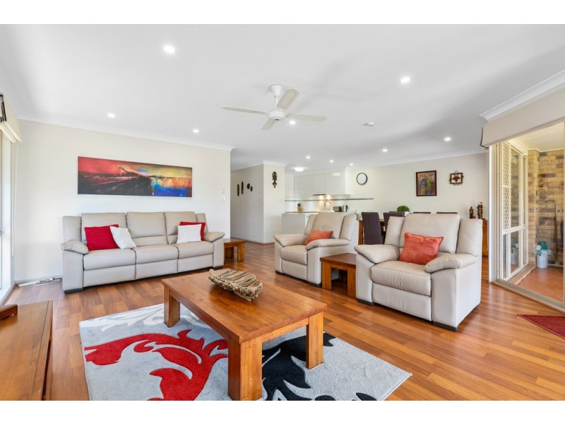 2/8 Huntingdale Place, Banora Point NSW 2486