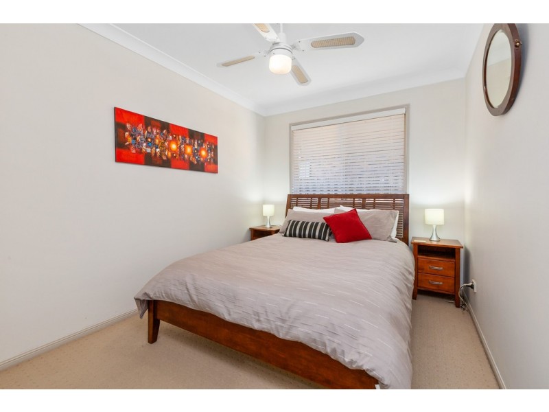 2/8 Huntingdale Place, Banora Point NSW 2486