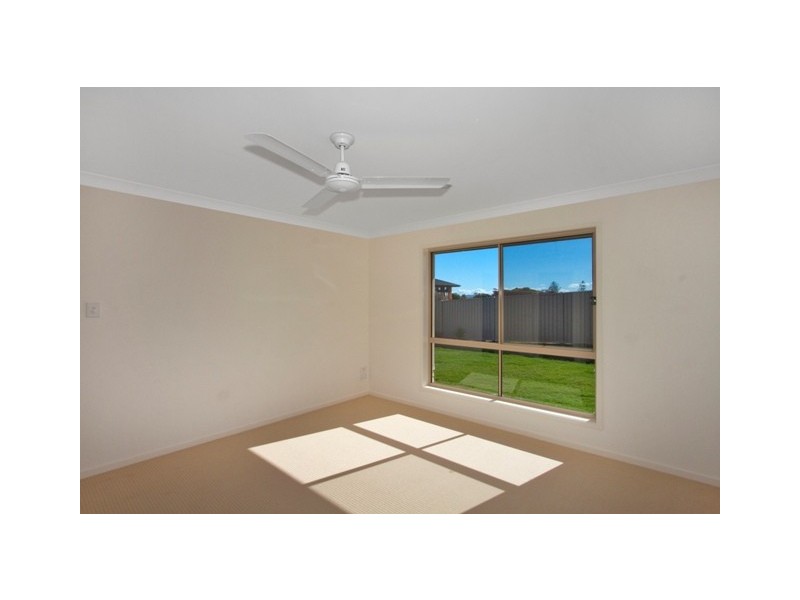 2 / 56 Newcastle Dr, Pottsville NSW 2489