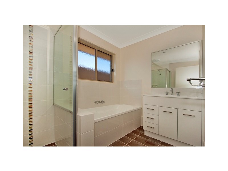 2 / 56 Newcastle Dr, Pottsville NSW 2489