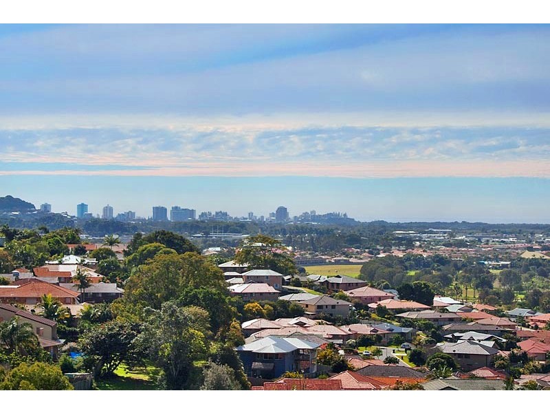 21 Clonakilty Close, Banora Point NSW 2486