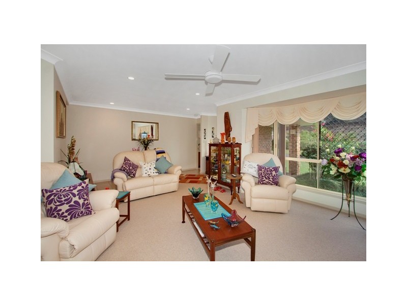 17 Kildare Drive, Banora Point NSW 2486