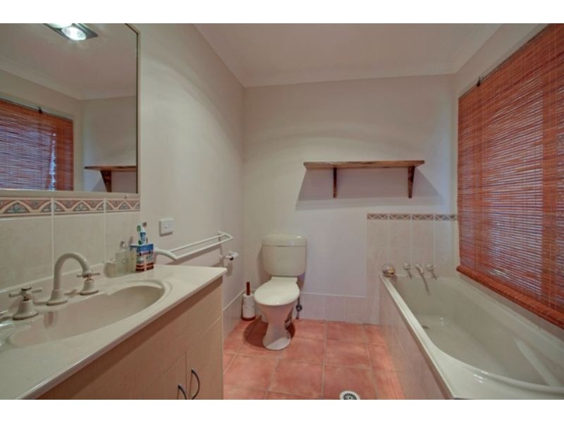 7 Firewheel Way, Banora Point NSW 2486