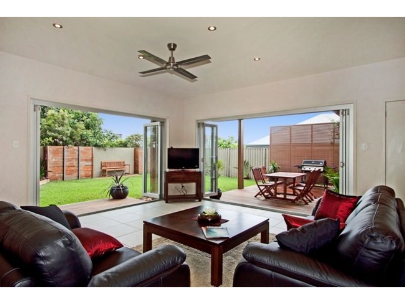 1 / 5 Dianella Drive, Casuarina NSW 2487
