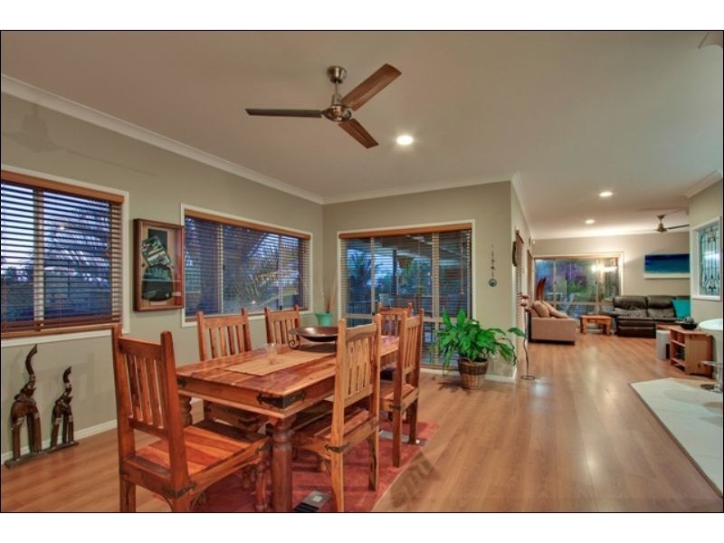 69  Amaroo Dr, Banora Point NSW 2486