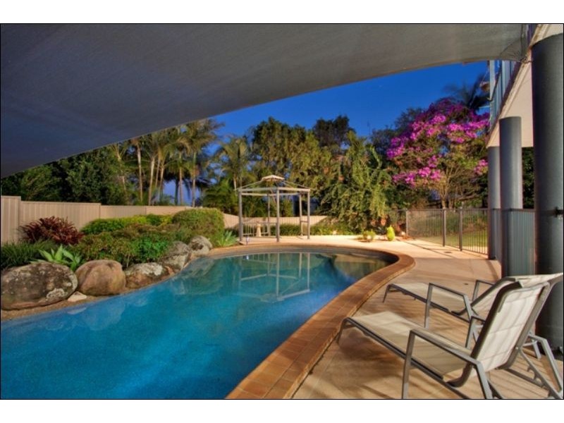 69  Amaroo Dr, Banora Point NSW 2486