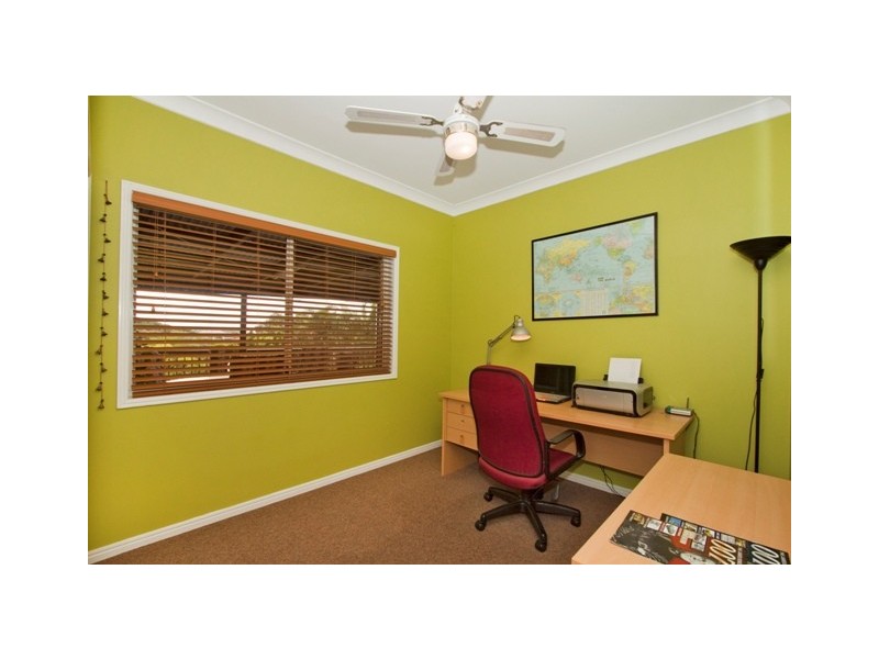 69  Amaroo Dr, Banora Point NSW 2486