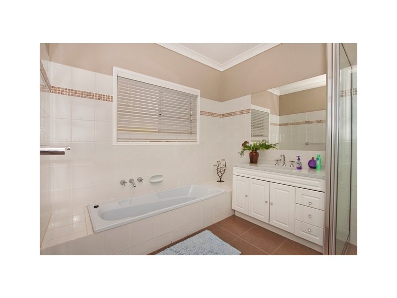 69  Amaroo Dr, Banora Point NSW 2486