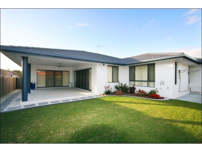 17 Urunga Drive, Pottsville NSW 2489