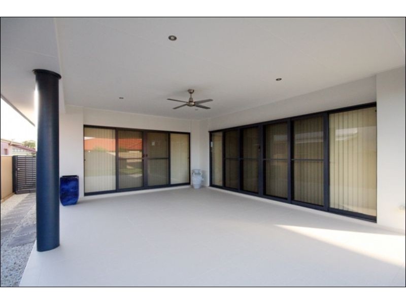 17 Urunga Drive, Pottsville NSW 2489