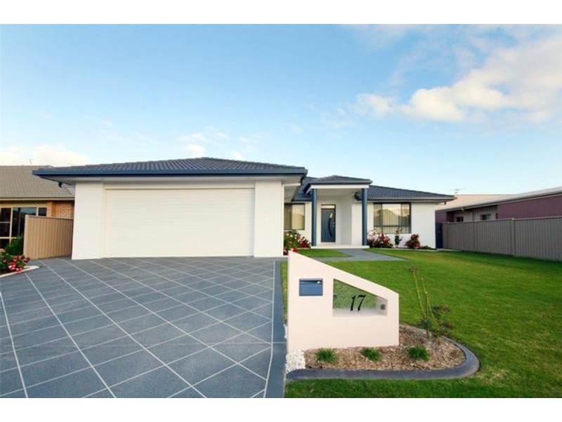 17 Urunga Drive, Pottsville NSW 2489