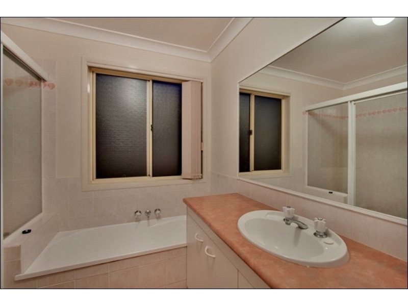 10 Lake Tahoe Dr, Bilambil Heights NSW 2486