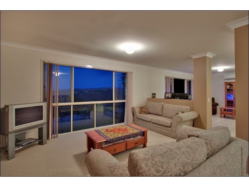 10 Lake Tahoe Dr, Bilambil Heights NSW 2486
