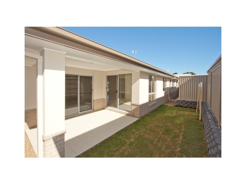 2 / 5 Terrigal St, Pottsville NSW 2489