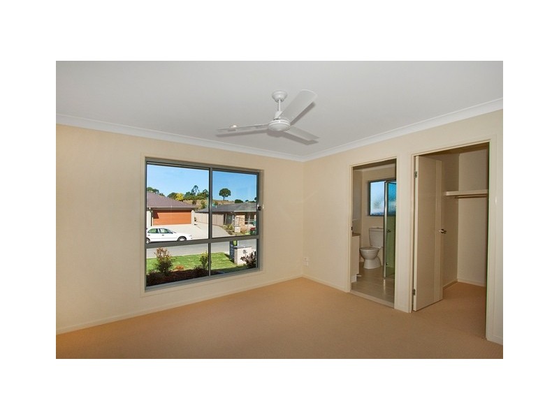 2 / 5 Terrigal St, Pottsville NSW 2489