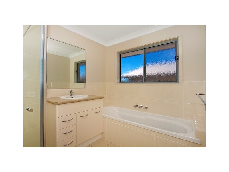 2 / 5 Terrigal St, Pottsville NSW 2489