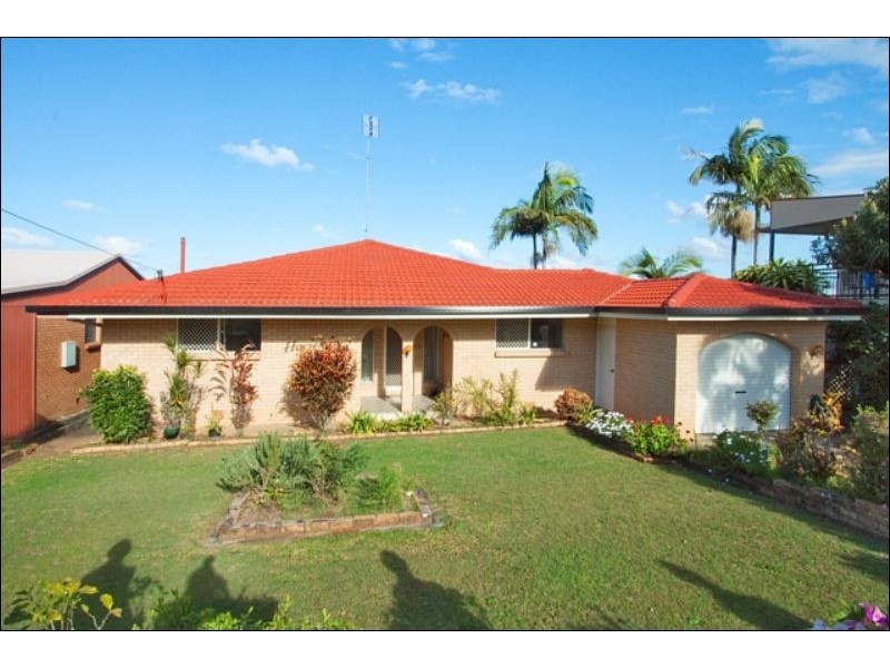 4  Seaview Rd, Banora Point NSW 2486