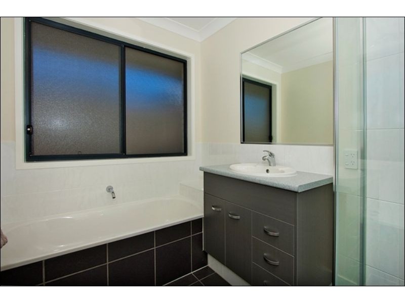 68 Lennox Cct, Pottsville NSW 2489