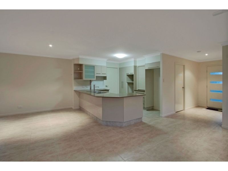 1 / 12 Lennox Cct, Pottsville NSW 2489